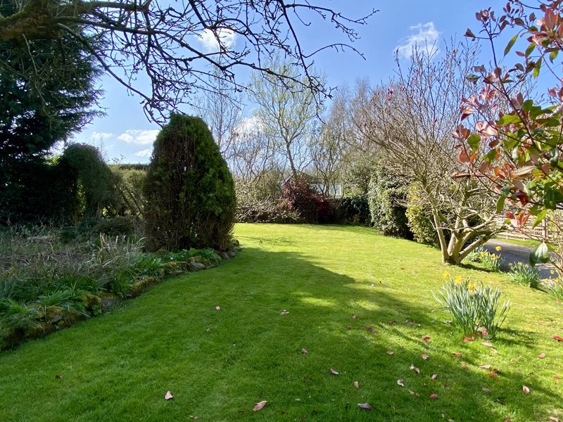 Gardens- click for photo gallery